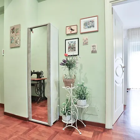 Guesthost - Happy House 200m From The * 萨莱诺